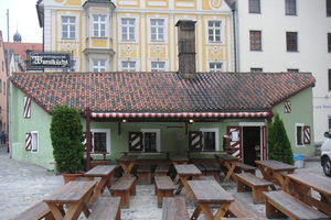 Regensburg_Historische_Wurstkuchl Wurstkuchl (Cocina de embutidos) en Regensburg, Alemania